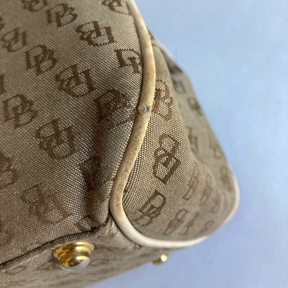 Dooney & Bourke Cream Tan Canvas Signatures Logo Cream Leather Tote Shoulder Bag - Picture 7 of 16